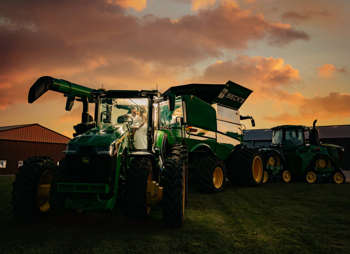Collection 125 photo by Jon Larson