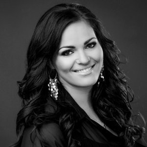 Dina Chmut