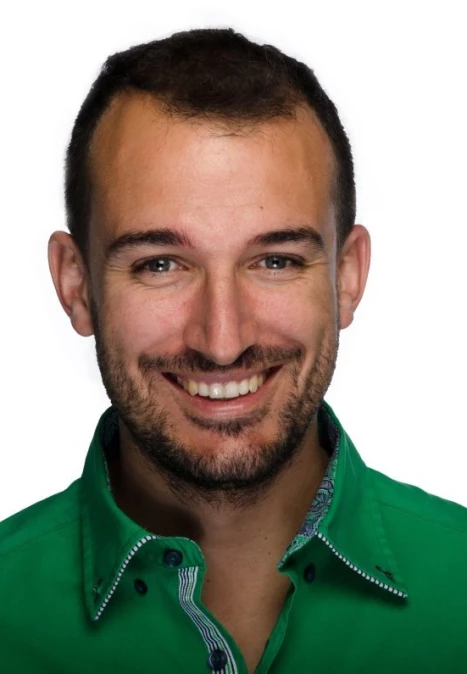 Carlos Serrano