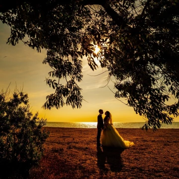 Alexei and Albina made for each other. This is a very harmonious and strong couple. I am infinitely happy to take pictures of people in love! Perhaps they can endlessly look at each other. Scenic sunset on the shore of the Azov Sea in the best way suited to these newlyweds. And now the fire of their hearts  fills the warm light of this photo.<br />
                            