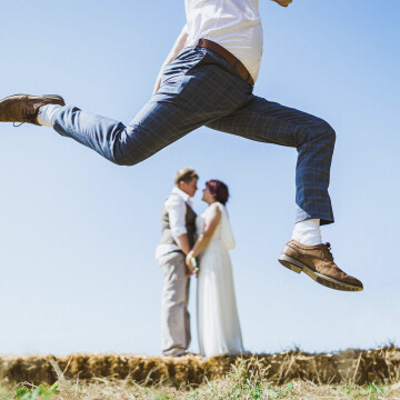 Well, this shot took quite a few frames to get perfect as you can imagine dealing with jumping, position, perspective, etc. But very happy with the final image and most importantly the brides loved it.