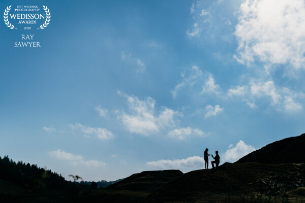 I love a good silhouette and when the sun is out and beautiful blue skies are abundant it would be rude not too. The couple headed up the hill and he re-enacted his proposal. Such a great moment. 