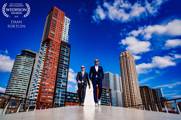 Blue skies. A great couple and the city of Rotterdam! What more can a wedding photographer ask for?! Thank you S&L, it was great!