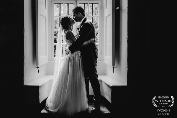 Even if it's raining cats and dogs, we'll still take beautiful photos at your fantastic location.