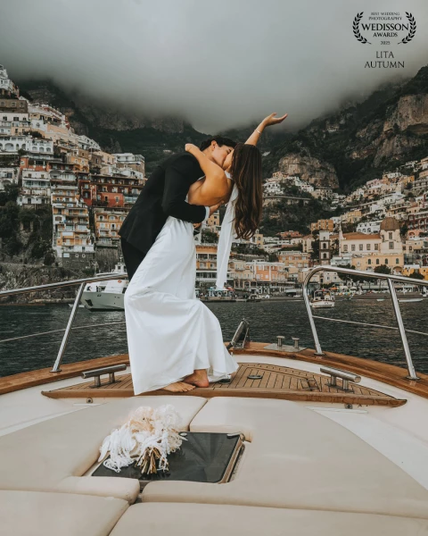 The Amalfi Coast is known for its dramatic cliffs, charming villages and postcard-worthy Mediterranean views. A elopment on the Amalfi Coast is not just a celebration — it's an experience that lingers in the heart forever.