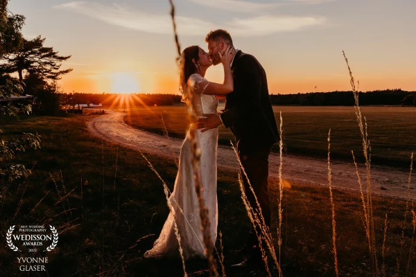 Who doesn't love sunsets? And at a glider airfield, you're completely "in the clouds".