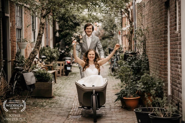 Two hearts, one bike, and a whole lot of joy. This is what love on wheels looks like!