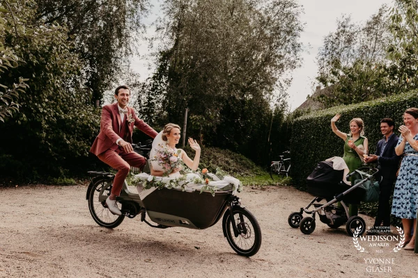 Wedding car? What do you mean? 🤪