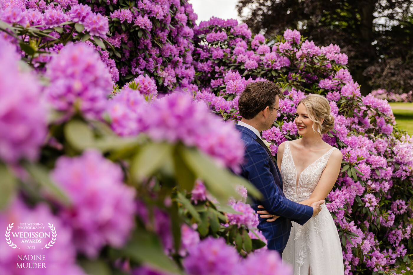 This wedding was one of the first of my wedding season in 2022. I’m obsessed with these perfect flowers and look at the colors! It just looks so romantic and what a wonderful couple!