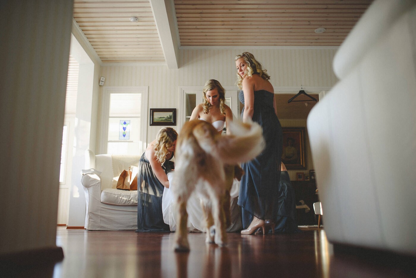 Gotta love these spontaneous moments when shooting getting readies. I like to shoot them, especially when having a lot of time and you can play with angles, compositions and other things. I wasn´t able to tell this dog that walk here, but it still came like ordered. Excellent setup with beautiful bridesmaids and gorgeous bride, taken at bride´s parent´s home near the venue.