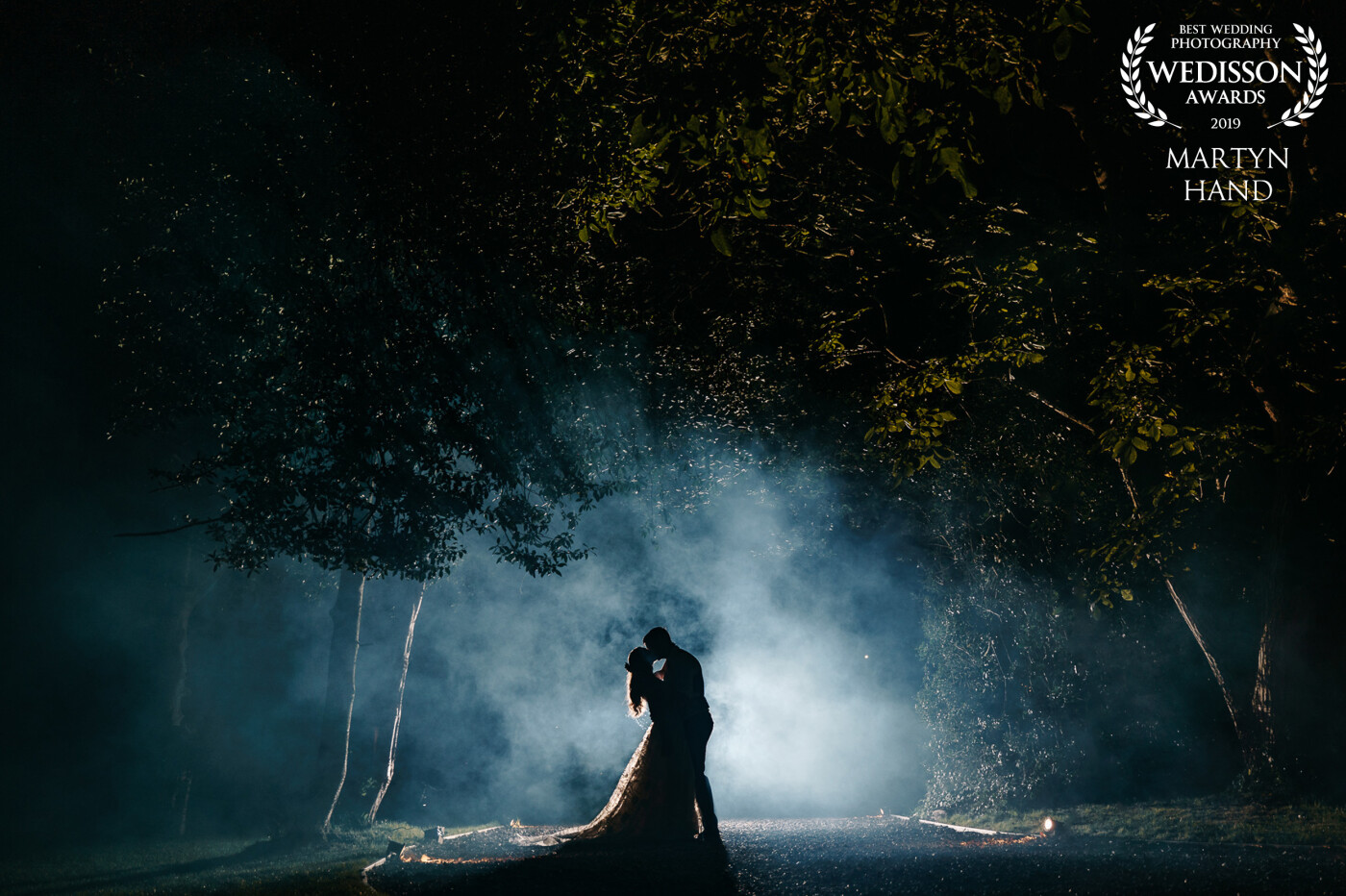 Katie & Jack really wanted something special for their wedding day! At the end of the night, we found a beautiful spot, played with smoke and made some art!