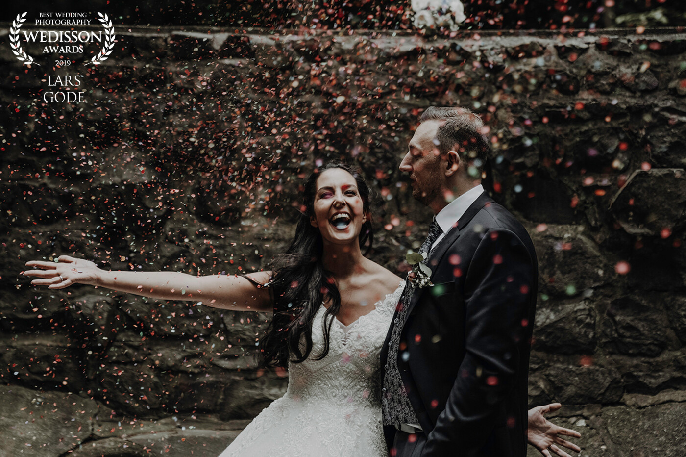We are happiest when we can be ourselves. That's why we marry the one who takes us as we are. In this situation, I could feel this absolute happiness. Luck makes our lives more colorful - as colorful as confetti. :-) I love it.