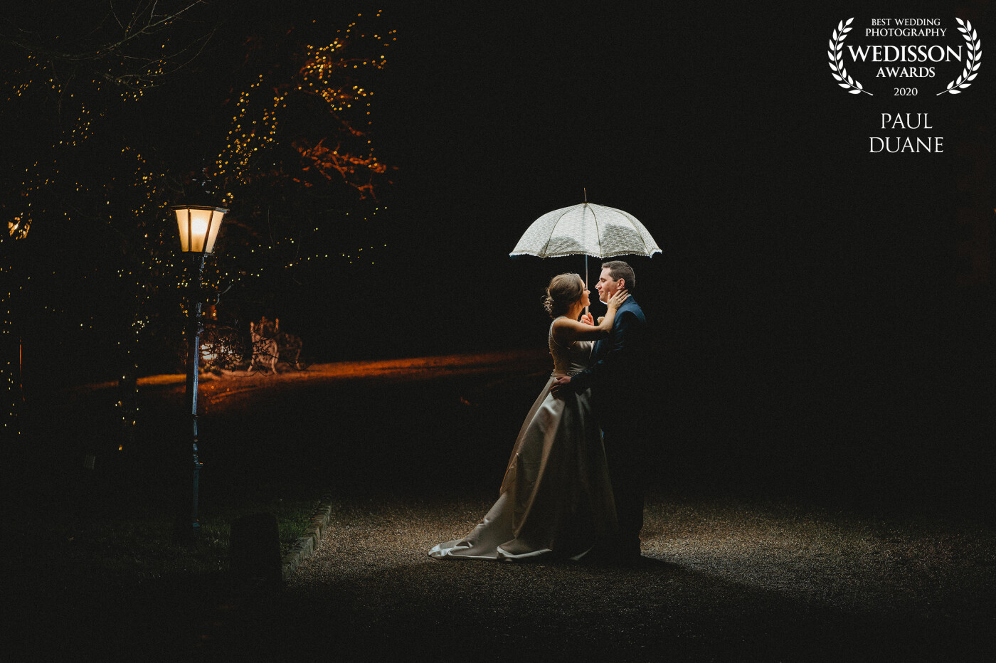 Night time shot taken on a cold February night, but the cold didn't phase these two love birds one bit, they're clearly all loved up at the beautiful Clonabreany House in County Meath, Ireland.