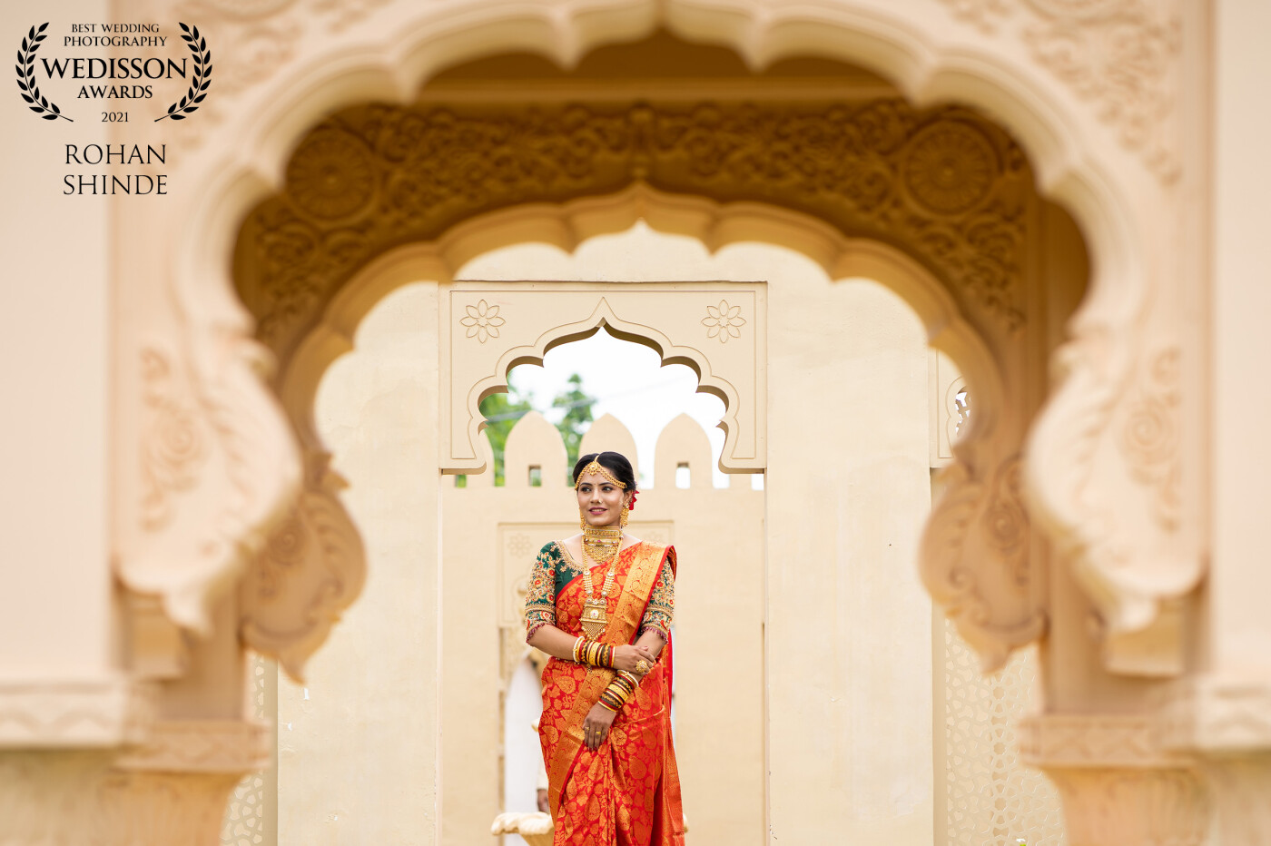 As they say never stop learning, thatโs why we always try to be creative in our work. This is one of our creations. We took this shot in the morning with our beautiful RSP bride in her amazing traditional Indian look.