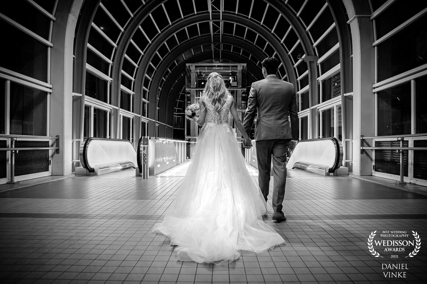 I just love the lines of this bridge. Especially in black and white! This was one of the last shots before the couple walked back and took the elevator.