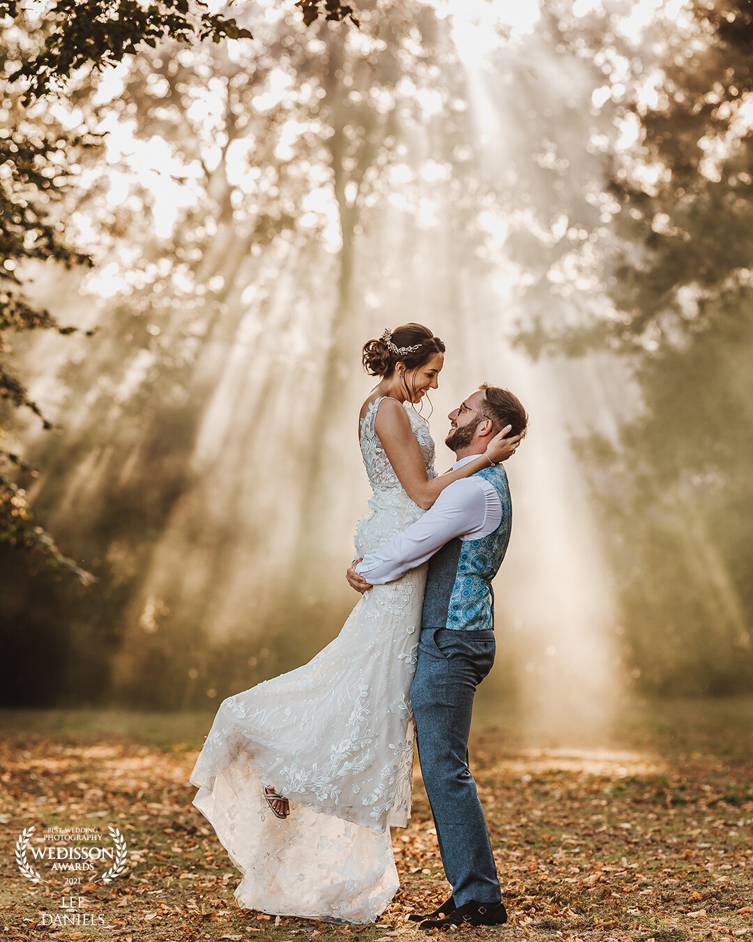 I had the perfect recipe to work with, its one of those images where everything naturally fell into place. I used a smoke bomb to create the atmosphere and let Emma & Dan do the rest