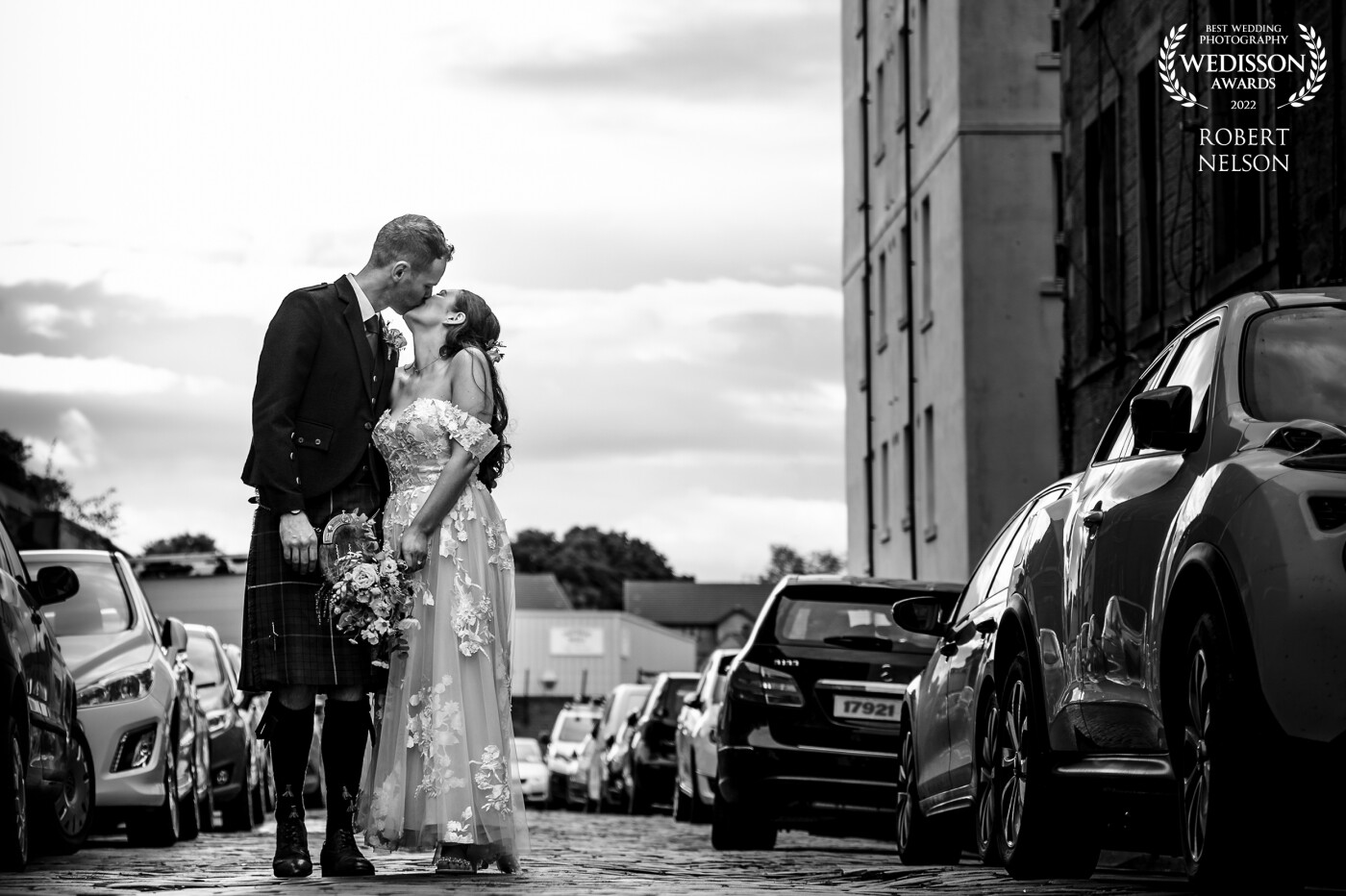 It's not too often that I get to photograph outside of the confines of the actual wedding venue, but I couldn't resist the opportunity to get the couple out in the streets of Edinburgh, especially as it's not one of my local areas to photograph a wedding.