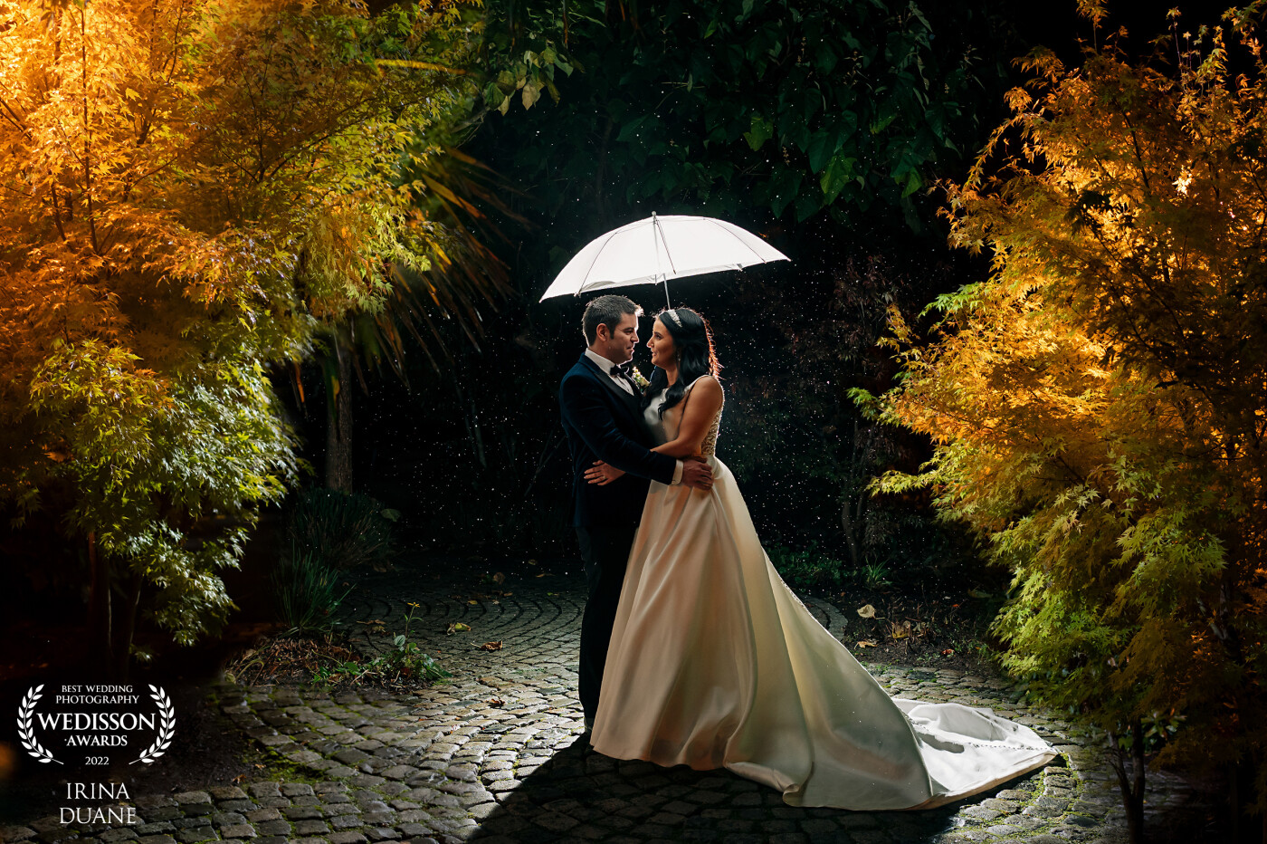 Rain didn’t stop this couple from having the best day ever! Photo take in Raheen House in Clonmel, Ireland. I used MagMod sphere behind the couple and another flash in one of the bushes to illuminate from inside.