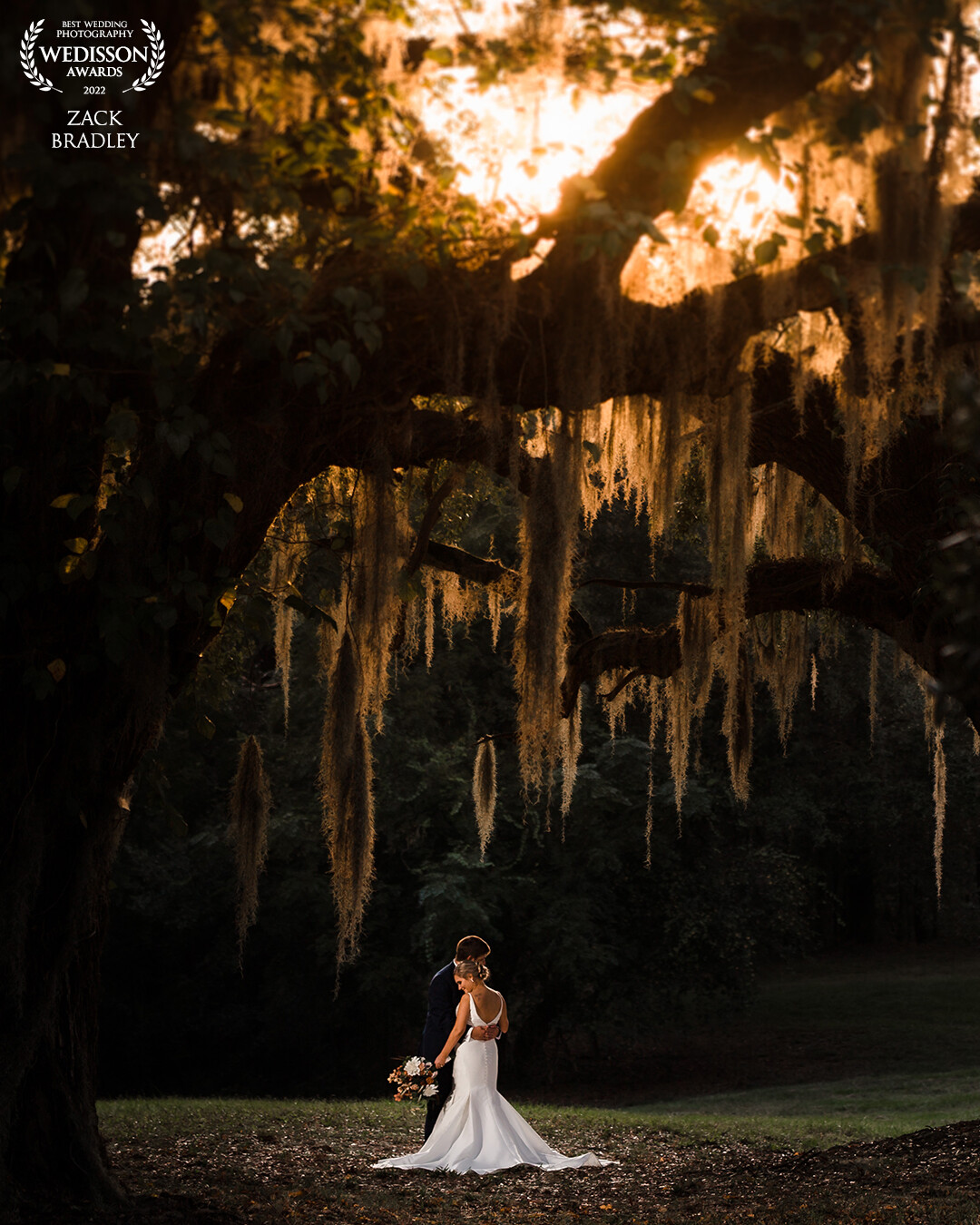 Taking a moment to get away from the crowd at sunset and just be with each other under the mossy oaks. I highly recommend setting aside some time for you and your partner to be alone and reflect on the day before it's over.