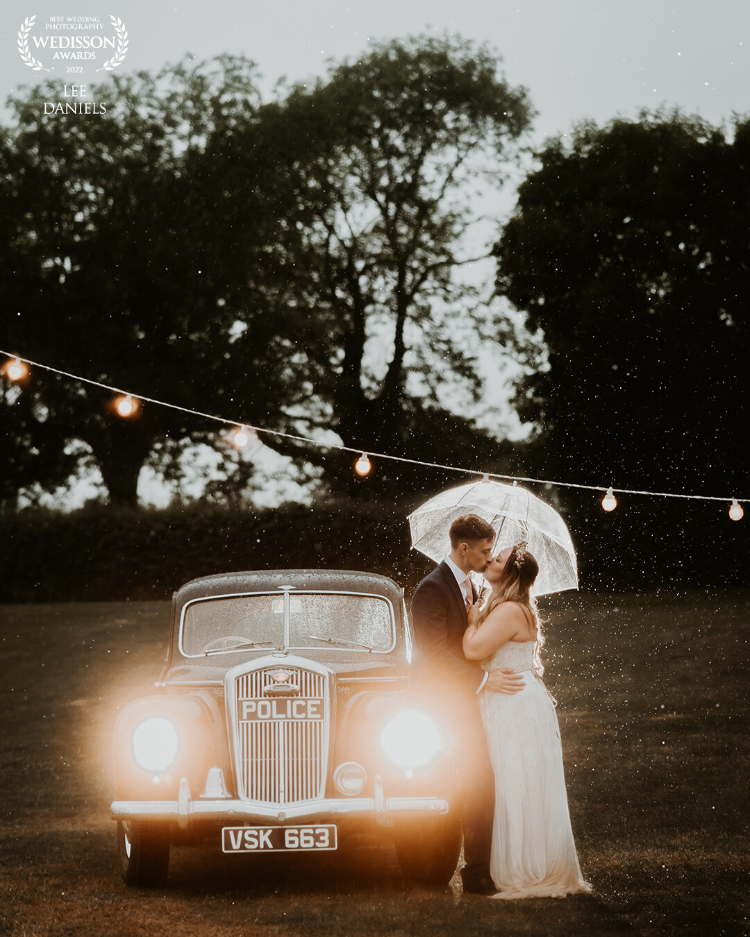 I love it when couples embrace the rain, Kirsty-ann & Shaun did just that, it was drizzle for most of the day, so I was happy we good create something special for them in the early evening