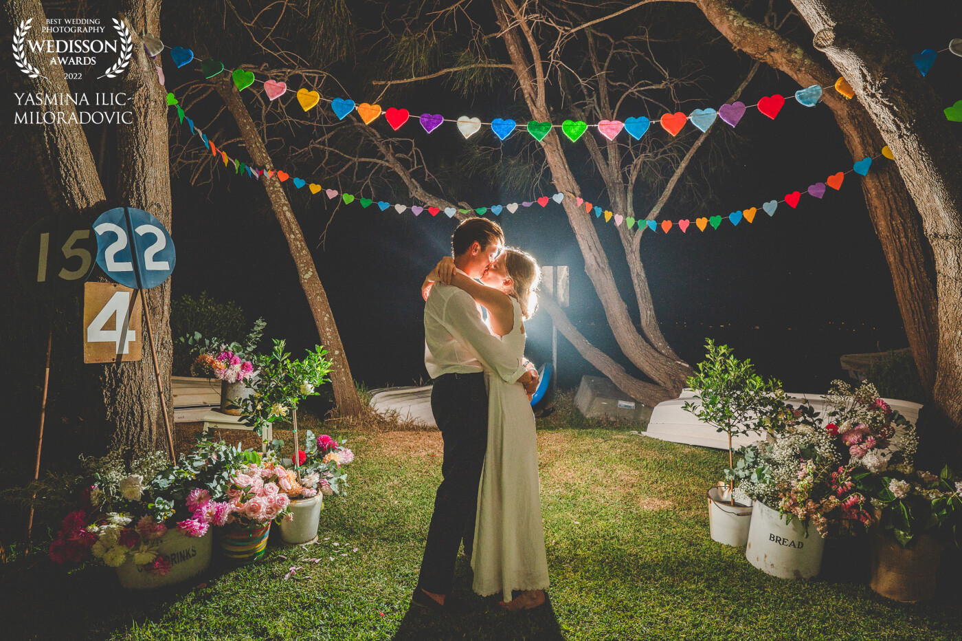 This beautiful wedding was held on an island off off Sydney’s northern beaches. Lily and Charlie had a bright and colourful theme
