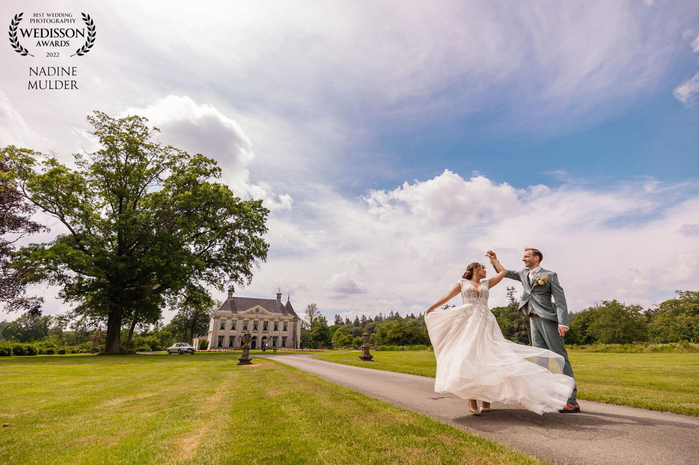 This wedding dress asked for lots of dancing. The materials and the wind are a perfect combination. And look at this location and sky, isn't it amazing?