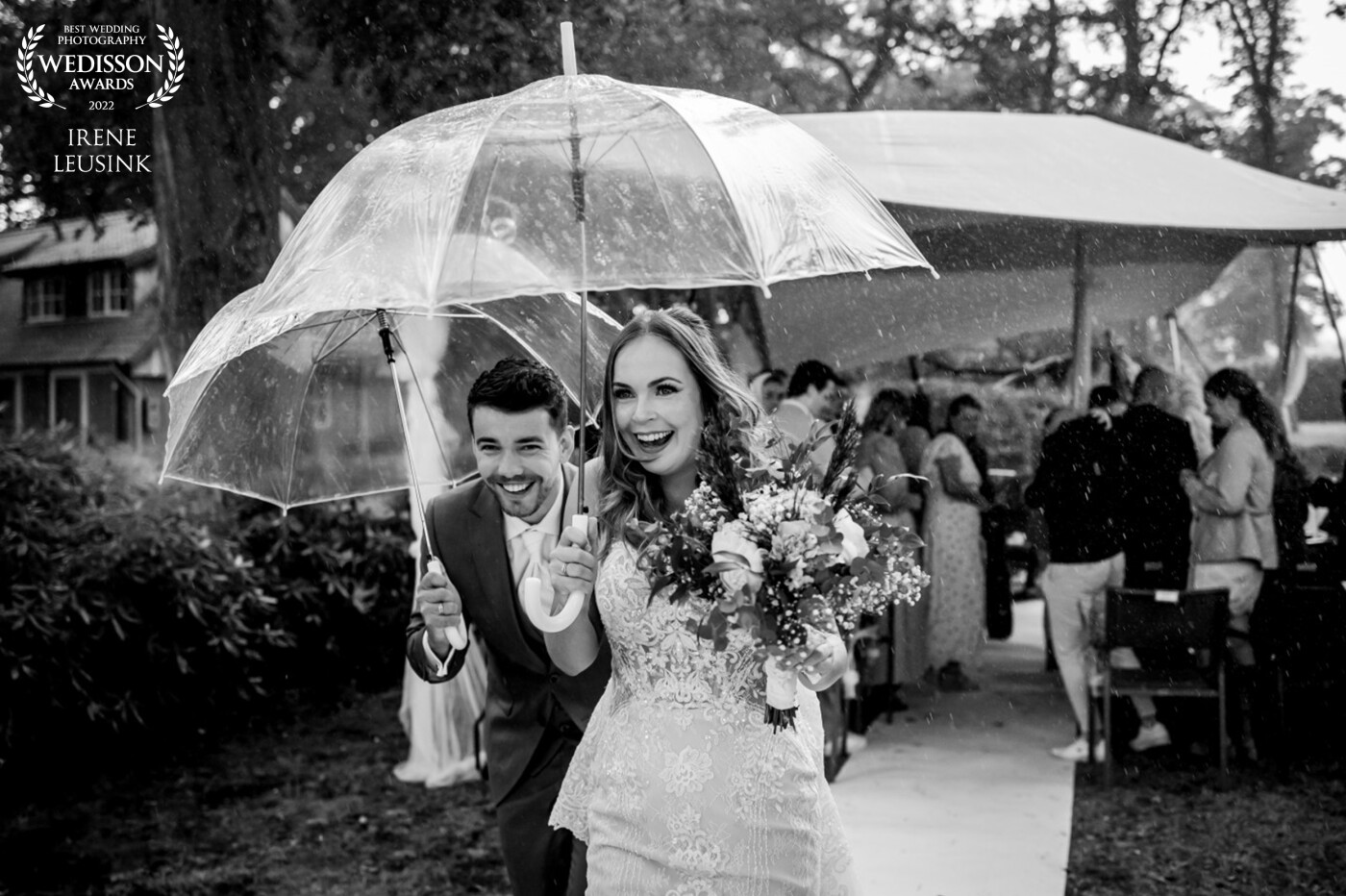 Dutch weather! After an intimite ceremonie while bride and groom were blessed by beautiful sunlight, the weather changed within 5 minutes and rain came pouring down. But it didn't matter to this couple!