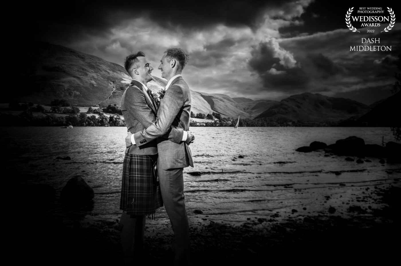 Our fabulous couple Ryan & Rob held their marriage at the specular setting of the Macdonald Leeming House at Ullswater in the Lake District.  A very short stroll from the hotel down to the lakeside for a few photographs.