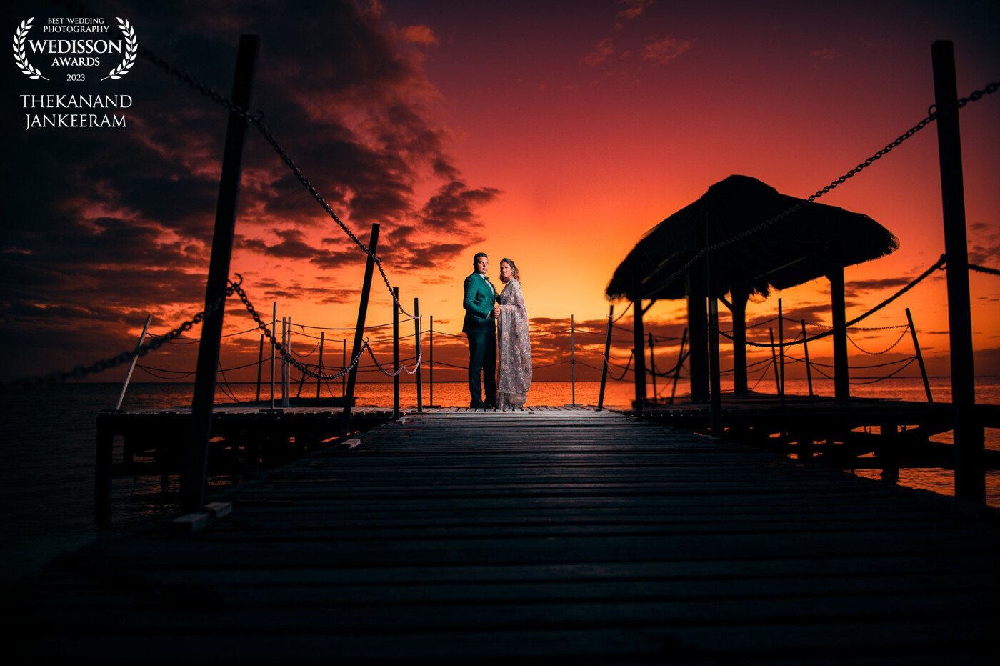 "La dolce vita" of Mauritius. <br />
<br />
Mauritius is an island that is picture perfect for newly weds. This Mauritian couple who lives in Dubai had their wedding moment in their home island. And their dedication were commendable. <br />
<br />
The sky of Mauritius' sunset and 'la jeter' gave a different dimension to the picture. <br />
Captured with D610