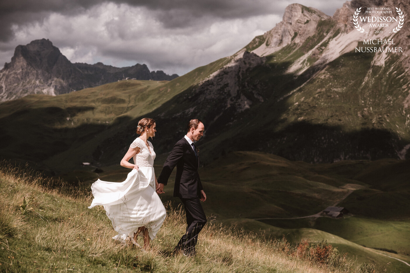 Wedding in the western Austrian Alps. Roaming around with my couple.