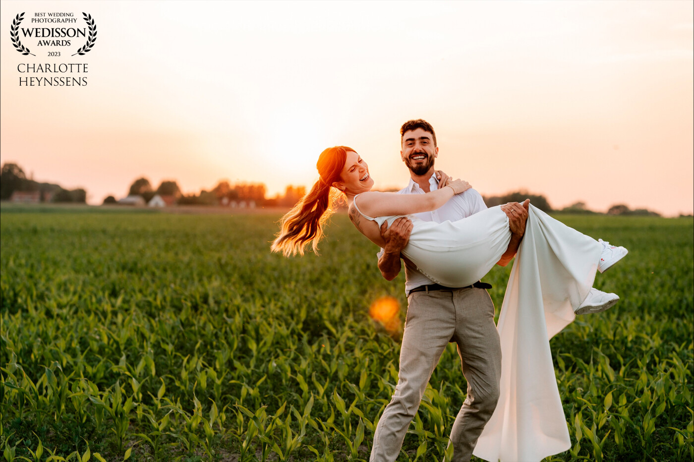 It was 30 degrees Celsius that day, with harsh sunlight everywhere. No ideal circumstances for photographing. However, I knew there would be a gorgeous golden hour that night. So I took the couple away from their party for about 10 minutes to sneak a few pics in a nearby field. It quickly became one of my favorite moments from that day!