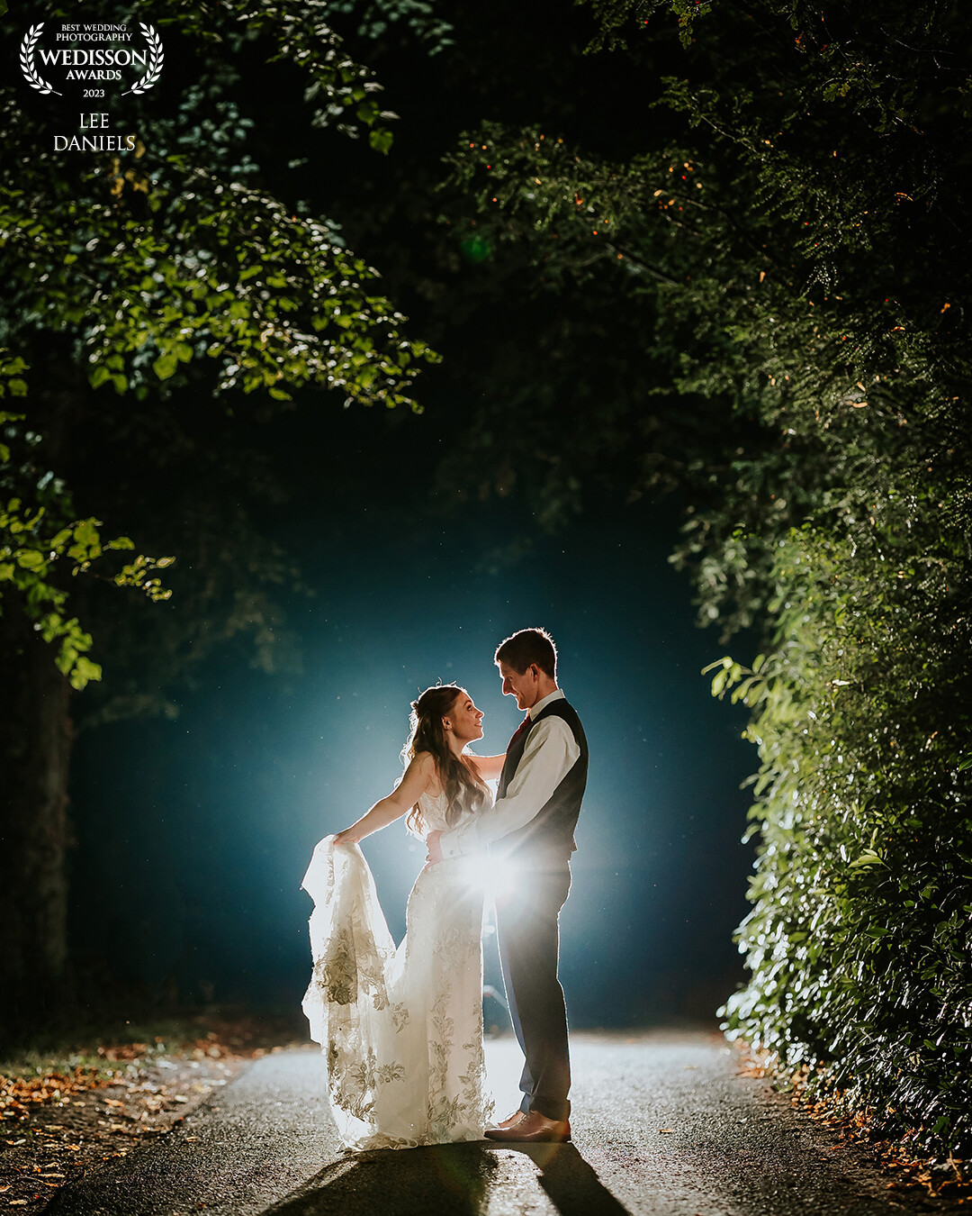 Autumn is upon us, I love the atmosphere the autumn conditions create with backlit flash. This was the last shot of the day, I aimed to compose the couple in-between the trees and I'm pretty happy how it turned out. Wood Hall Spa.