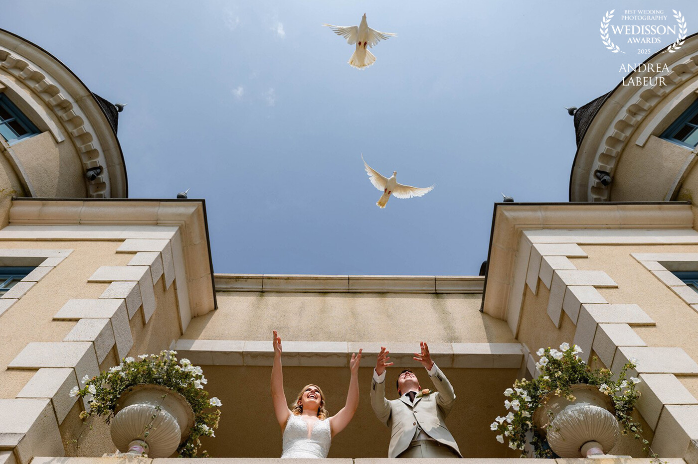 Love is in the air 🕊️<br />
Up high between the towers, they let the doves fly free – a little flutter of love, peace, and good vibes for their forever story. Big smiles, open arms, and hearts full of joy... what a way to kick off married life! 💍✨