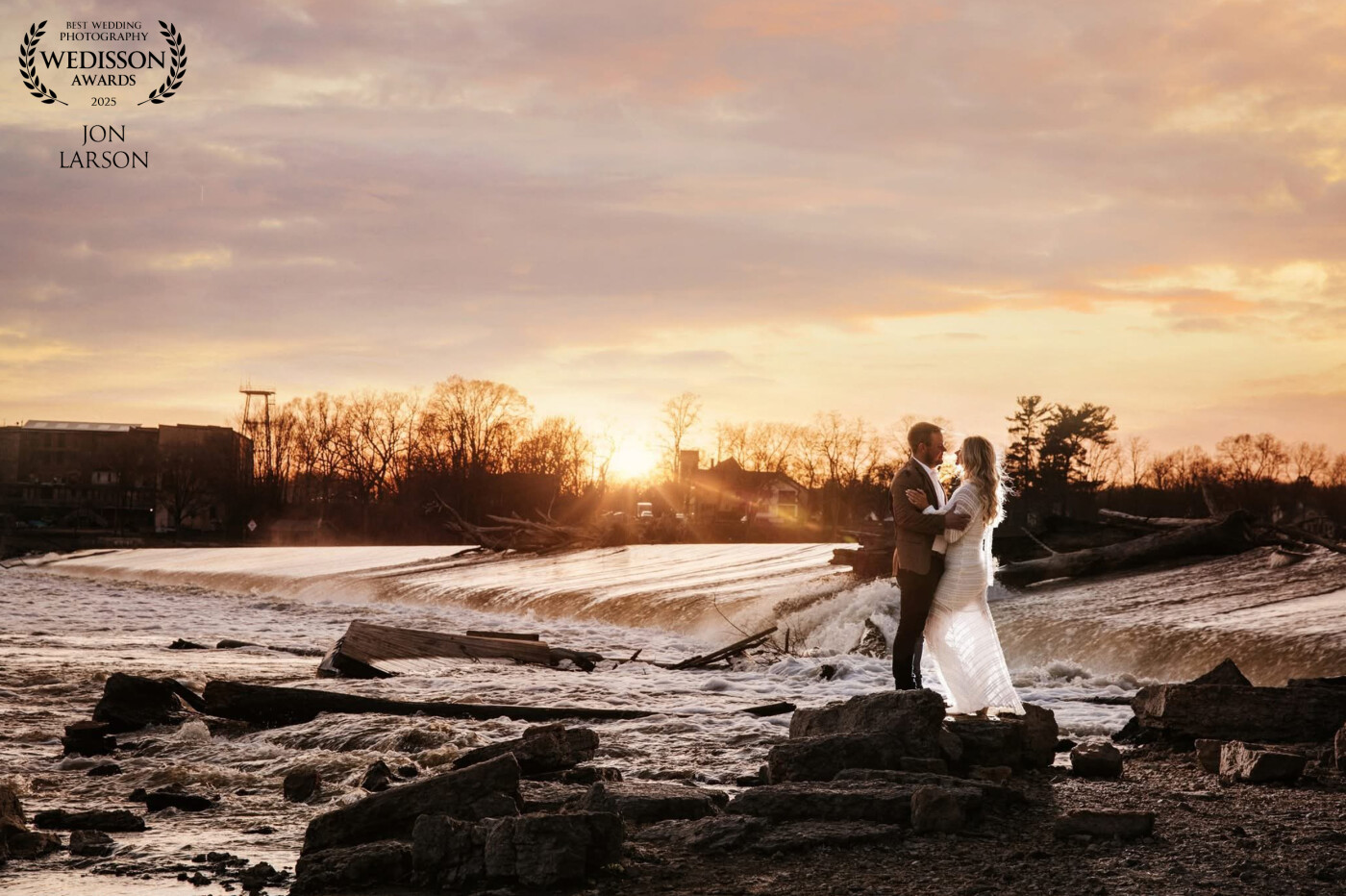This love looks… Dam good!! Getting this stunning couple on a rock just past the dam was easy! They understood the assignment and were willing to try anything.