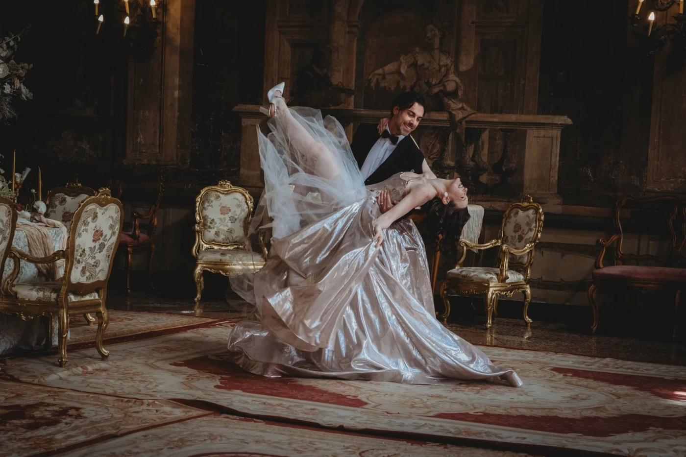 Dancing into married life at the unreal Ca Sagredo Venice. These two were just gorgeous!